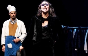 Obra “Seis personajes” de la Universidad Central de Bogotá en Univalle