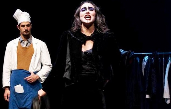 Obra “Seis personajes” de la Universidad Central de Bogotá en Univalle