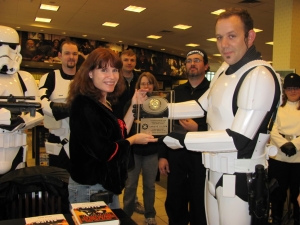 Conversatorio con autora de 8 bestsellers en la Universidad del Valle