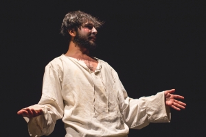 Escuela del Teatro Libre en Univalle con la obra “Maese Pathelin y otras farsas”