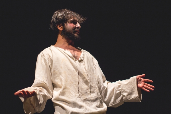 Escuela del Teatro Libre en Univalle con la obra “Maese Pathelin y otras farsas”